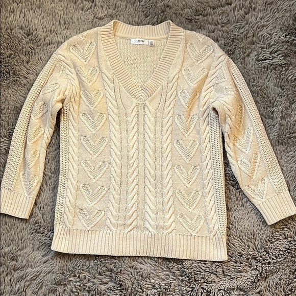 cloth by design Sweaters - Heart V-Neck Cable Knit Sweater